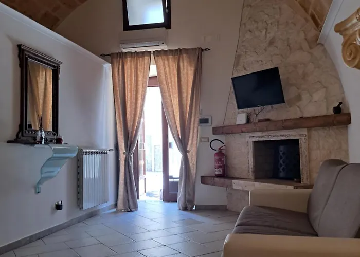 Anfiteatro Vlll 3* Canosa di Puglia