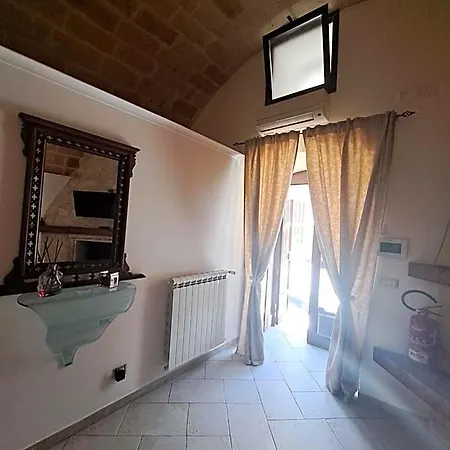 Anfiteatro Vlll Canosa di Puglia