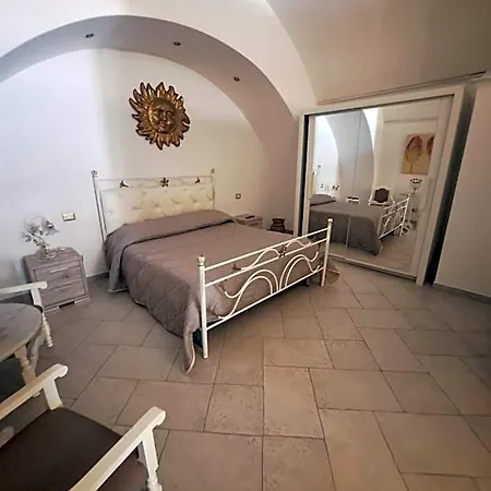 Couette-café Anfiteatro Vlll Canosa di Puglia